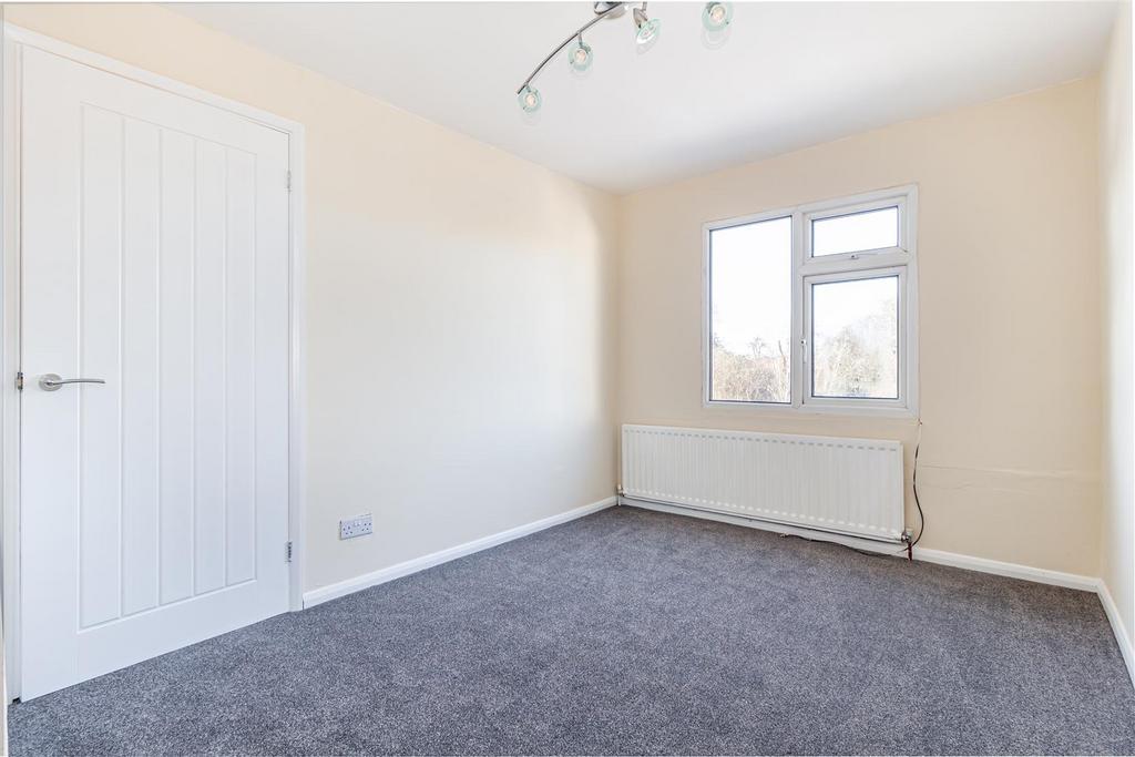 Bedroom-2-2.jpg