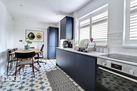 2 bedroom terraced house for sale, Harmston Rise, Nottingham