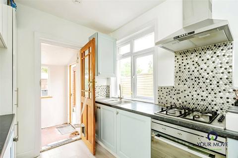 5 bedroom semi-detached house for sale, Chichester Road, West Sussex PO21