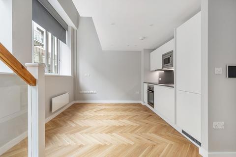 1 bedroom ground floor flat to rent, George West House 2 Clapham Common North Side