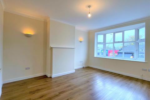 3 bedroom maisonette to rent, Station Approach, Hayes, Bromley, BR2