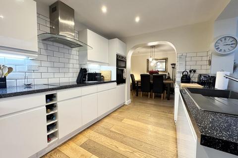 4 bedroom semi-detached house for sale, Dunrobin Avenue, Garforth, Leeds