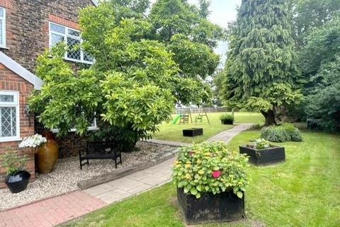 6 bedroom detached house for sale, Goughs Barn Lane, Warfield