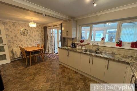 3 bedroom semi-detached house for sale, Rheidol Close, Treherbert, Rhondda Cynon Taff, CF42