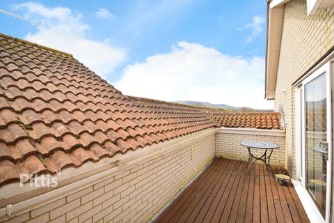 2 bedroom apartment to rent, Prospect Road Shanklin PO37