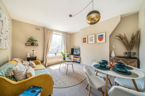 1 bedroom flat for sale, Spelman Street, London E1
