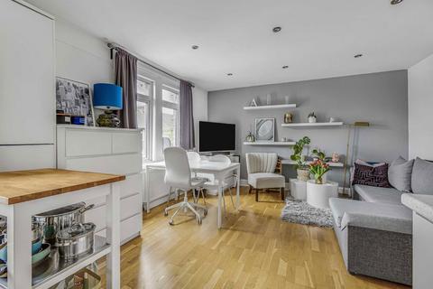 1 bedroom flat to rent, Upper Richmond Road West, London SW14