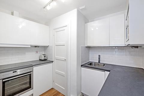 1 bedroom flat to rent, Hornton Street, London, W8