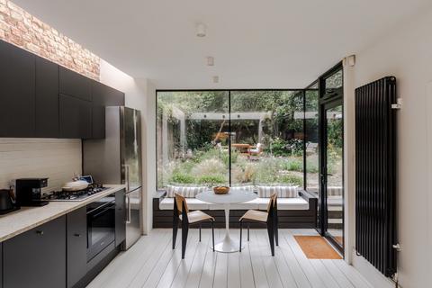 undefined, Geoffrey Road II, London SE4