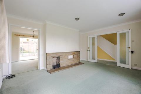 undefined, Poplar Grove, Scotter