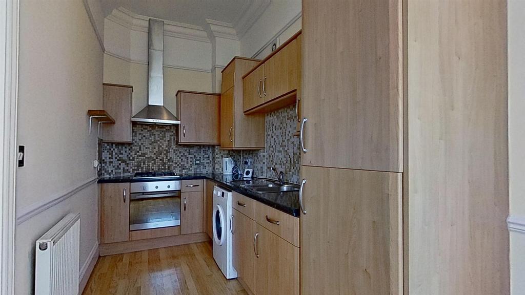Flat-3-11-Prince-of-Wales-Ter-05112023 161225.jpg
