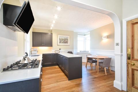 2 bedroom apartment for sale, Harlow Oval, Harrogate, HG2 0DS