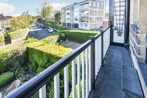 2 bedroom apartment for sale, Harlow Oval, Harrogate, HG2 0DS
