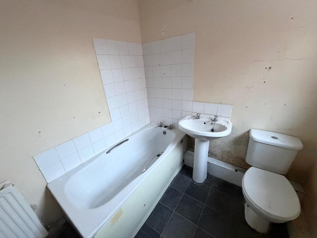 Family bathroom