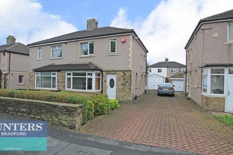 3 bedroom semi-detached house to rent, Odsal Road, Wibsey, Bradford, BD6