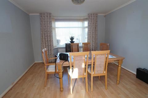 3 bedroom semi-detached house for sale, Willow Villas, Bradford