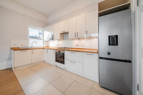 2 bedroom flat for sale, Cavendish Road, Clapham, London, SW12