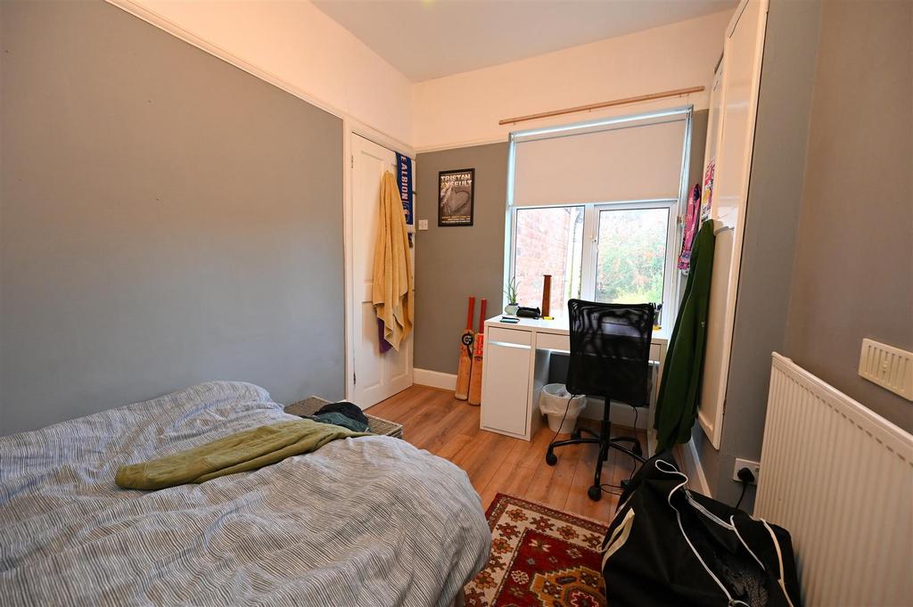 Bedroom2.JPG