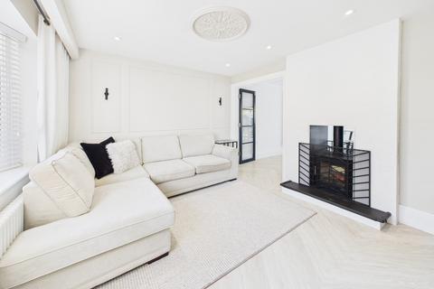 undefined, Hollybush Lane, Hemel Hempstead, HP1