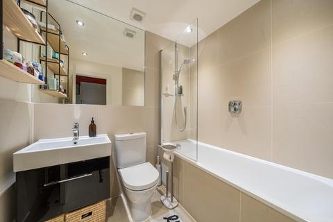 1 bedroom flat for sale, Willesden Lane, Brondesbury, London, NW6