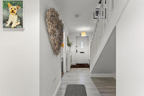3 bedroom terraced house for sale, Evans Court, Stamford PE9