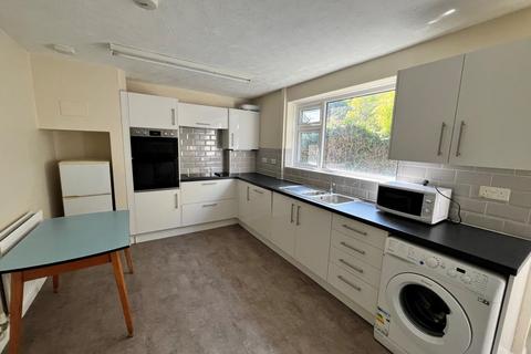 4 bedroom terraced house to rent, Isfield Road, Brighton, BN1 7FE