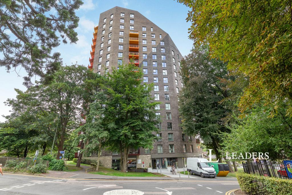 Flat 40 guinevere po