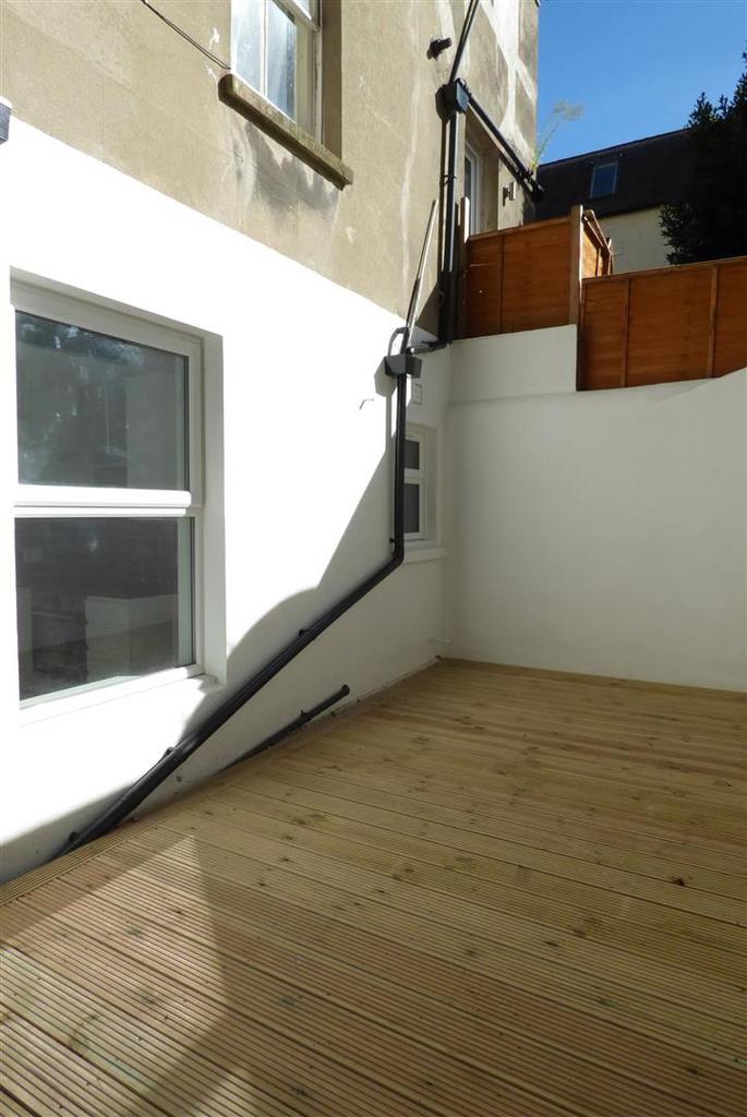 LGF 98 LP Patio (1).JPG