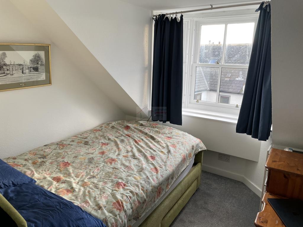 Bedroom 2a.JPG