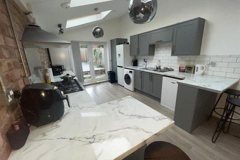 1 bedroom in a house share to rent, Vecqueray Street, Stoke, Coventry