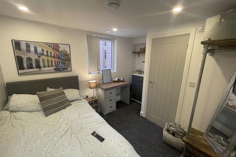 1 bedroom in a house share to rent, Vecqueray Street, Stoke, Coventry