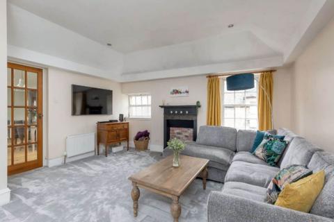 undefined, Gloucester Lane, New Town,
