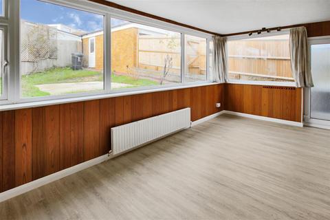 undefined, Fernwood Rise, Brighton