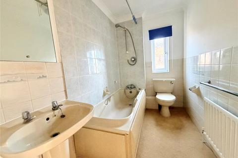 3 bedroom end of terrace house for sale, Bramble Walk, Lymington, Hampshire, SO41