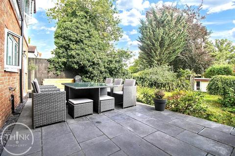 4 bedroom detached house for sale, Taverham Road, Taverham NR8