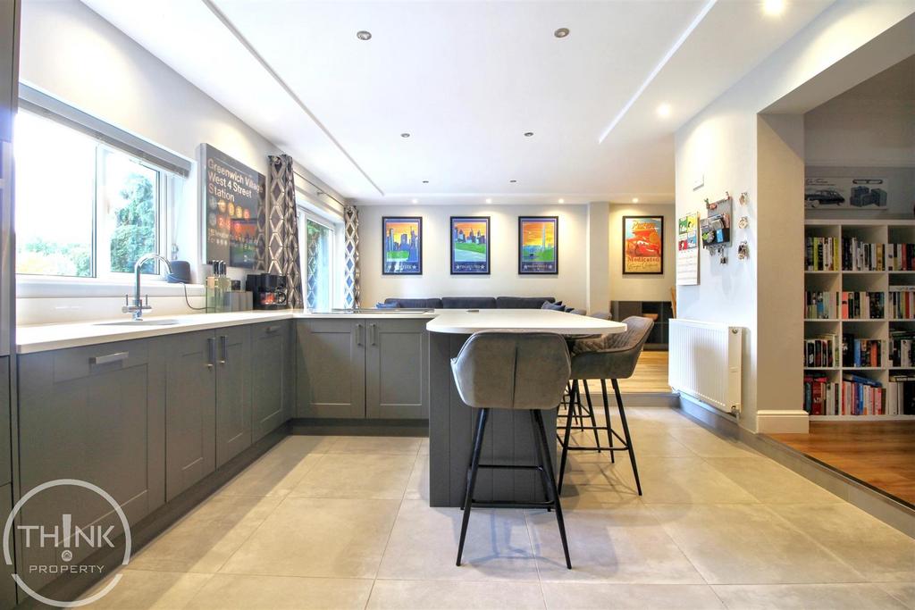 Kitchen/Family Room