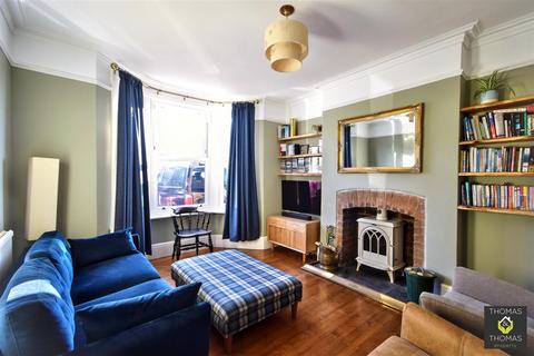 4 bedroom semi-detached house for sale, Elmbridge Road, Gloucester