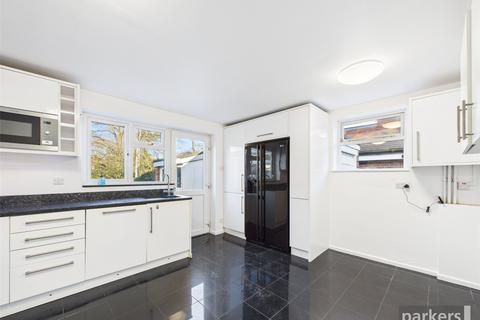 undefined, Redhatch Drive, Reading RG6