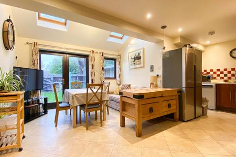 4 bedroom semi-detached house for sale, The Rowans, Milton, Cambridge