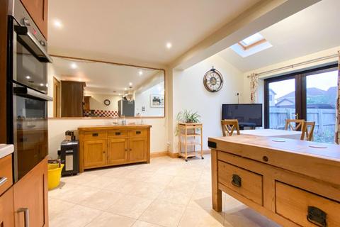4 bedroom semi-detached house for sale, The Rowans, Milton, Cambridge
