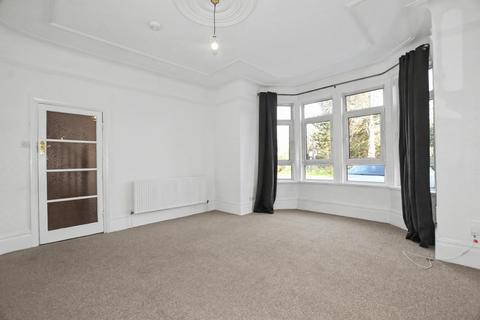 5 bedroom semi-detached house to rent, Blake Hall Crescent, Wanstead