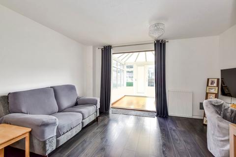 2 bedroom terraced house for sale, Hurricane Way, Abbots Langley WD5
