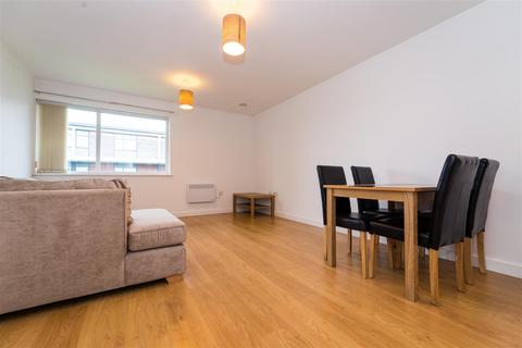 undefined, Broadway, Salford Quays, Greater Manchester