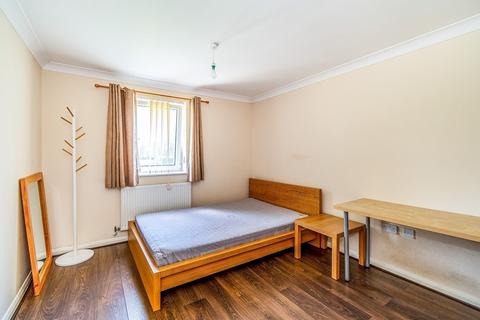 2 bedroom apartment to rent, Queen Street, Hampshire PO1