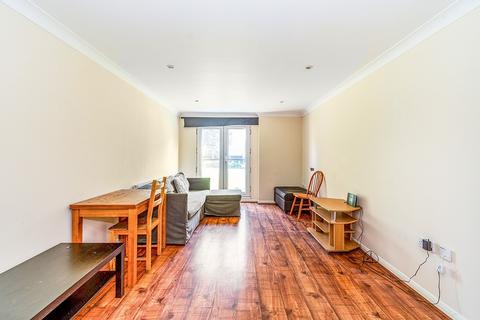2 bedroom apartment to rent, Queen Street, Hampshire PO1