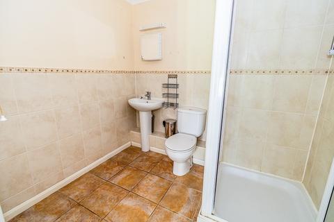 2 bedroom apartment to rent, Queen Street, Hampshire PO1