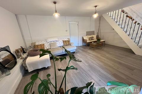 undefined, Trip Terrace, Pentre, Rhondda Cynon Taff, CF41
