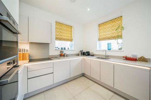 2 bedroom flat for sale, Rennie Street, London SE10