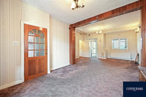 4 bedroom end of terrace house for sale, Federal Road, Perivale, Middlesex, UB6