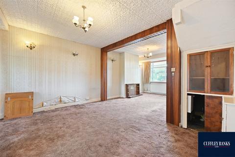 4 bedroom end of terrace house for sale, Federal Road, Perivale, Middlesex, UB6